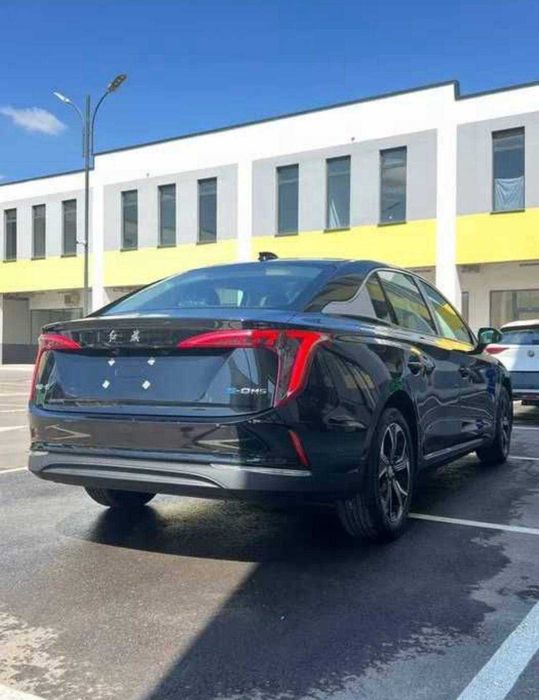 Hongqi eqm5 450km 2025