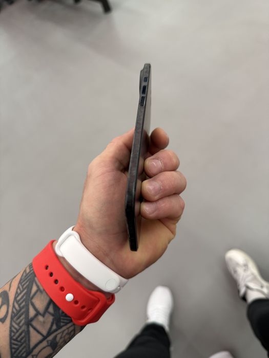 Продам или обменяю iphone air