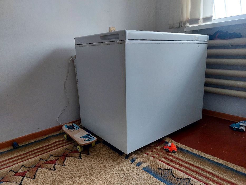 Продам хорошую морозильной камеру