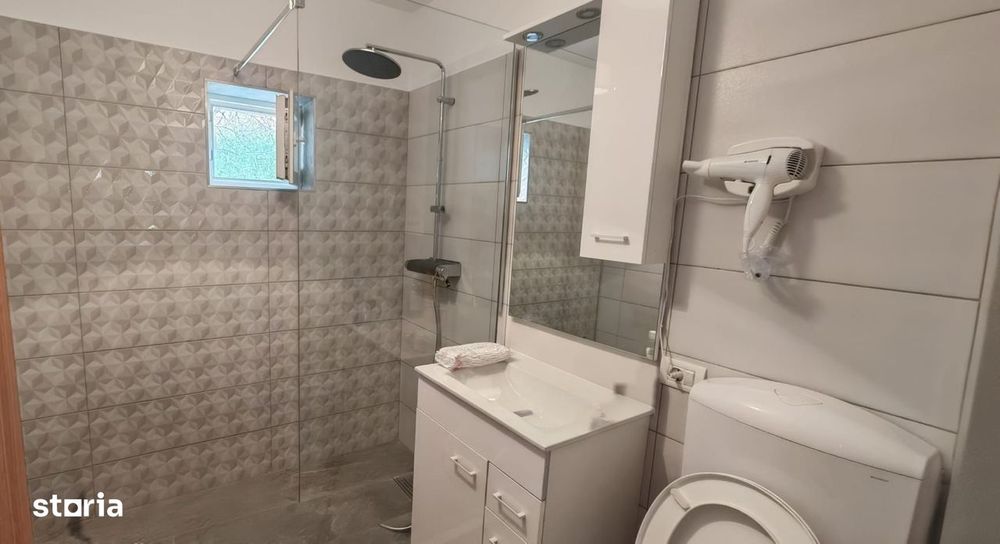 Inchiriez apartament 3 camere | parcare | AC | stație STV
