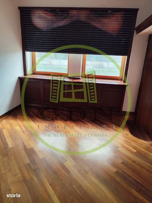 Birou Premium 220 mp – 3 incaperi, finisaje de lux – Etaj 2, malul
