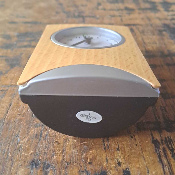 часовник Марксман Marksman за бюро аналогов кварцов дървен отпред