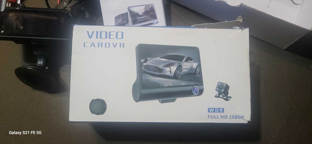 7 inch multimedia touchscreen, мултимедия и камера.