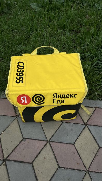 Продам яндекс термо сумка для курьер