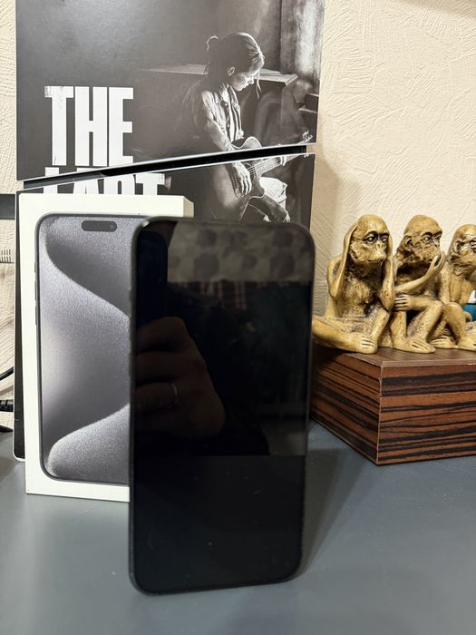 Продам Apple Iphone 15 Pro Max 256gb