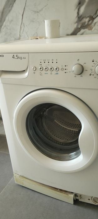 Продам стиральную машину