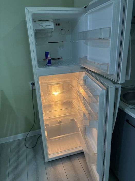 Холодильник рабочий