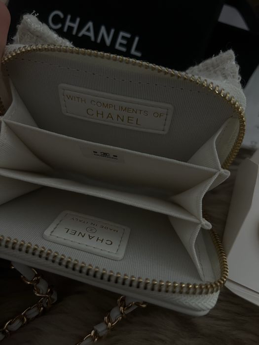 Налична чанта тип портмоне и държач Chanel