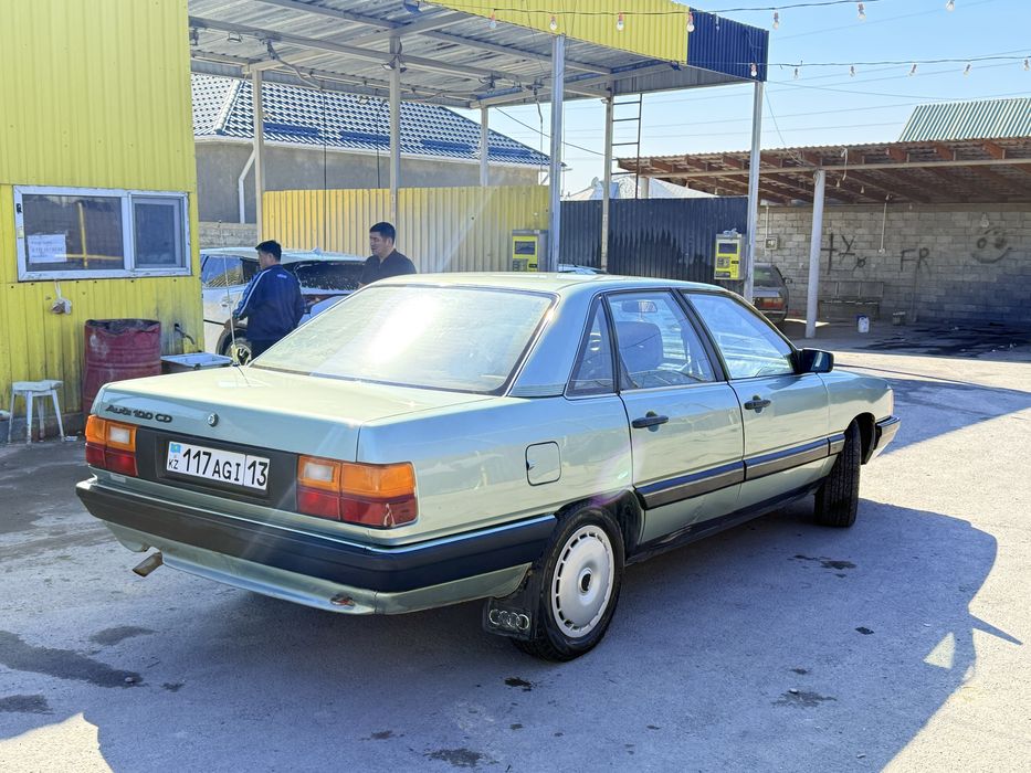 Ауди 100 родной краске