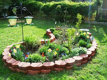 Обрезка деревьев,уход сада,обработка деревьев Садовник Богбон услуги.