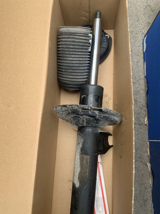 Амортисьори предни от шкода супърб