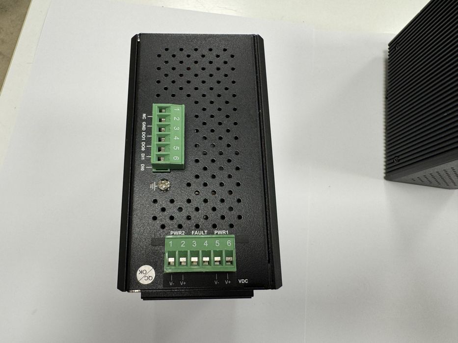 Switch gigabit industrial POE Lantech IPGS-5408DFT