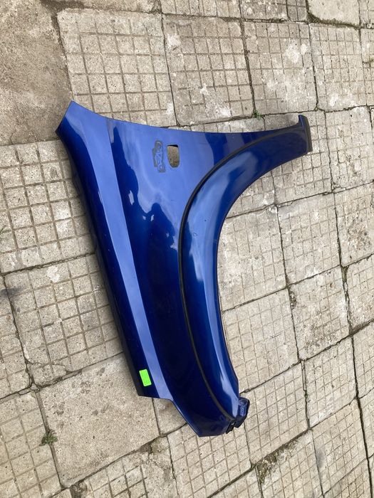 Ляв калник за тойота рав4/toyota rav4 00-05г