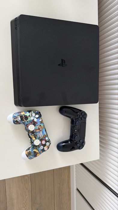Sony PlayStation 4 Slim