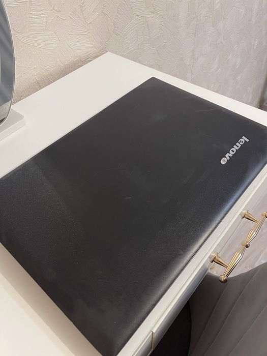 Продам ноутбук Lenovo