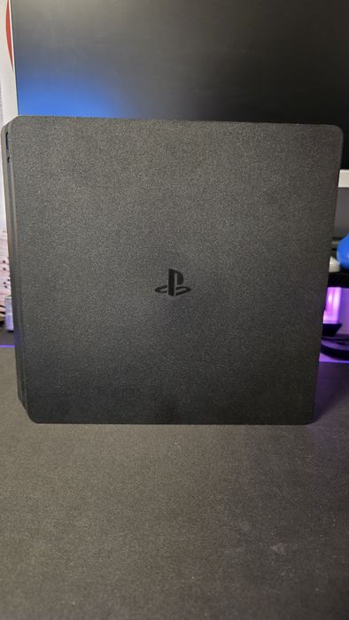 Playatation 4 slim 1 TB