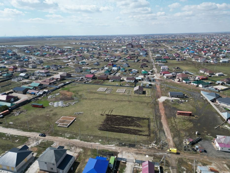 Участок с фундаментом все комуникации