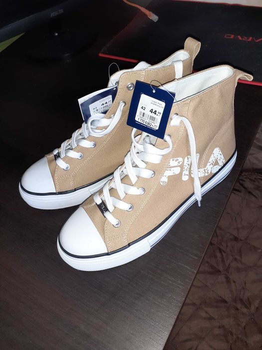 Tenisi Fila Eticheta