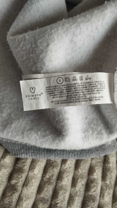 LA Lakers ватирана блуза размер S oversized в сиво NBA