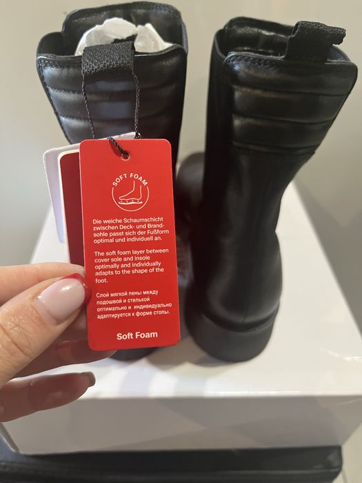 Дамски боти S Oliver номер 39