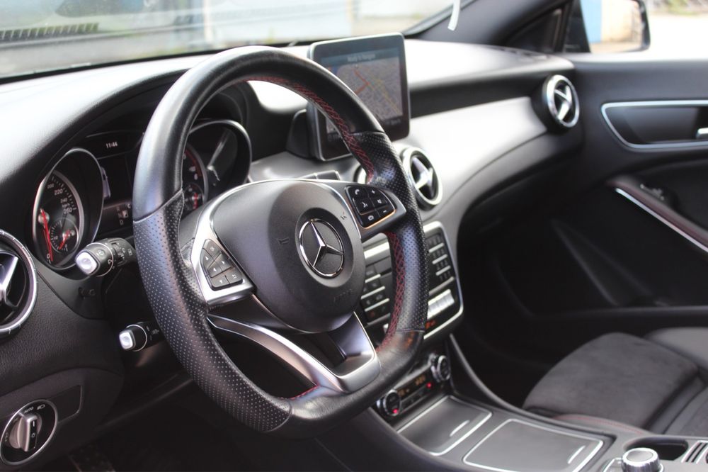 Mercedes-Benz CLA220d / schimb cu auto B1 / aixam microcar ligier yoyo