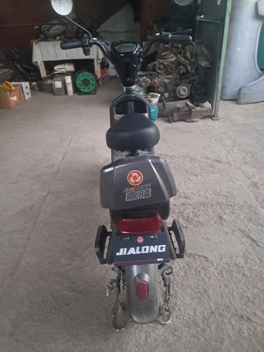 Продам электроскутер JIALONG