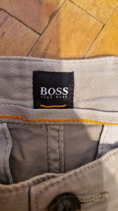 Pantaloni Hugo Boss 29/32 bej