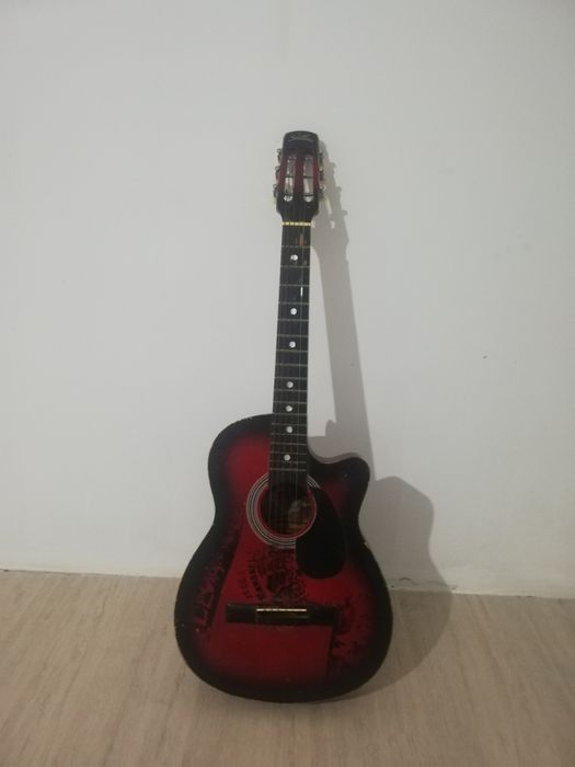 Гитара продается