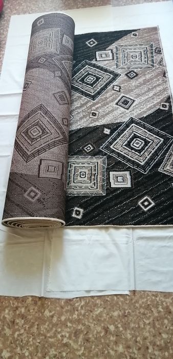 Продам палас 1,5 × 5,5 метра