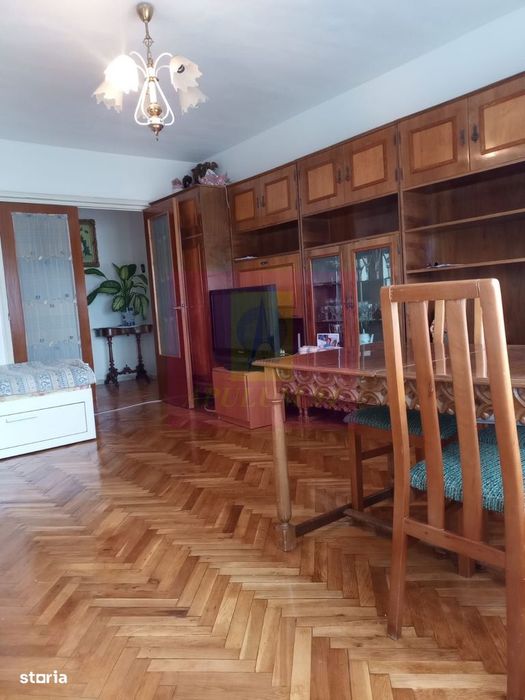 Apartament 3 camere  Libertatii-Unirii-Casa Poporuluui