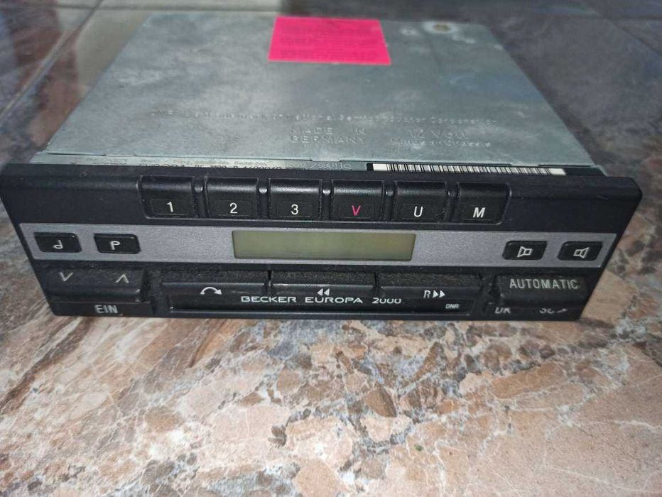 Radio casetofon Becker EUROPA 2000 BE1100 Mercedes W201 W123 W124 W126