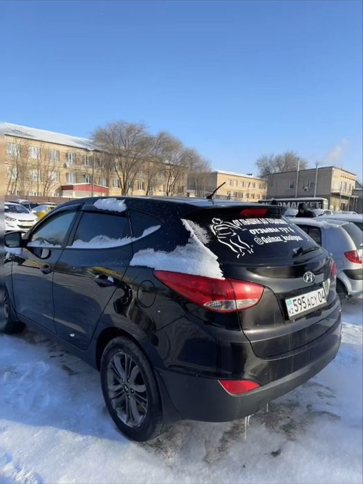 Hyundai Tucson 2011года!! Предлогайте варианты !!!
