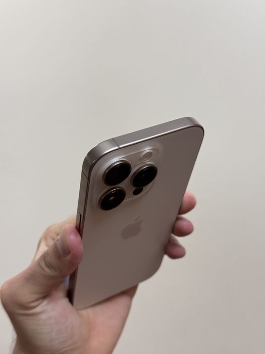 Iphone 16 Pro. 256гб. 10/10