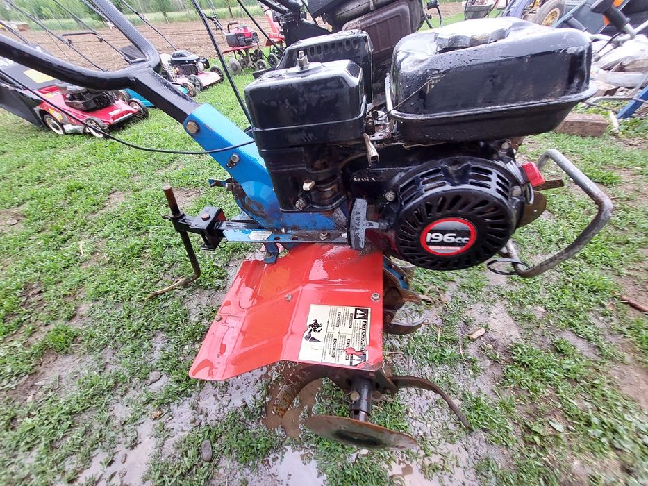 Vând motosape și mașină de tăiat gazon