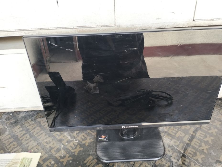 Продам Дешево НЕ рабочий монитор на запчасти