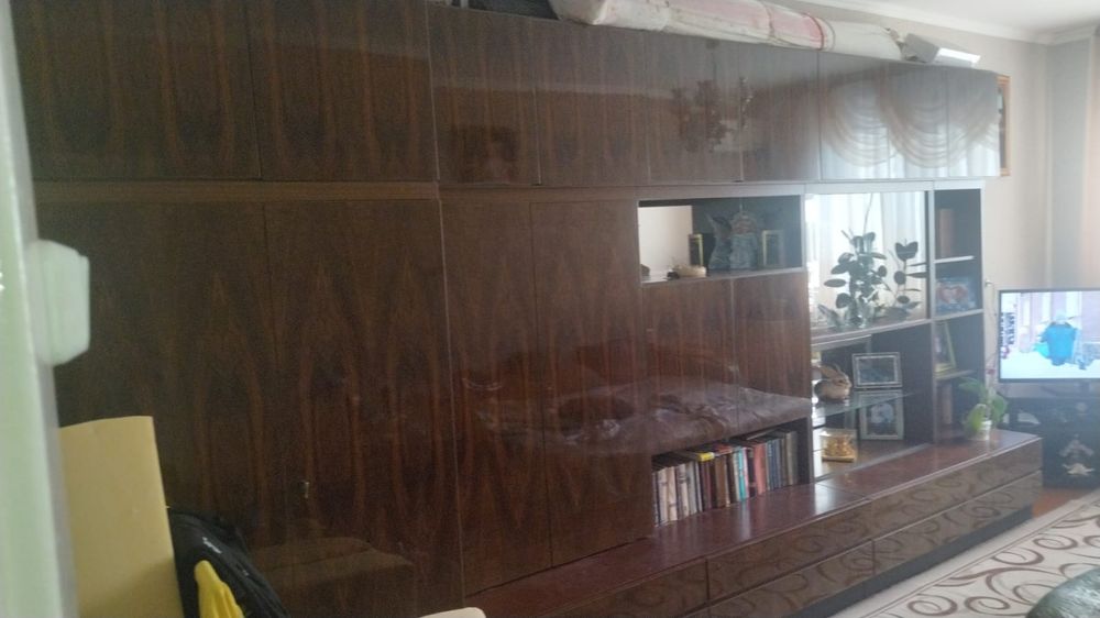 Продажа стенки помогу с демонтажем. производство Германия в хорошем со