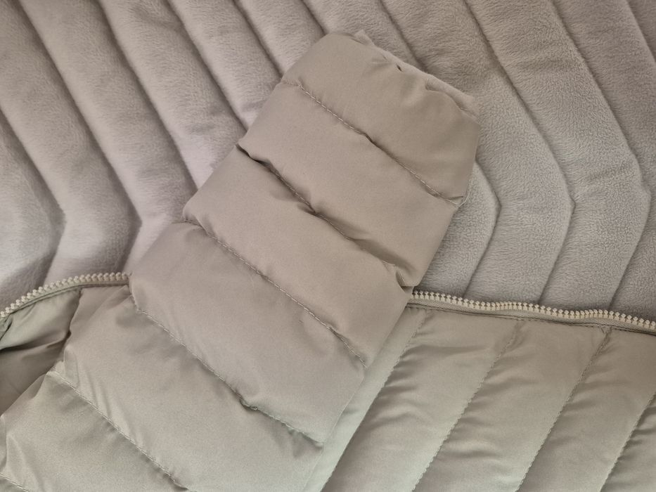 Продам весеннюю курточку