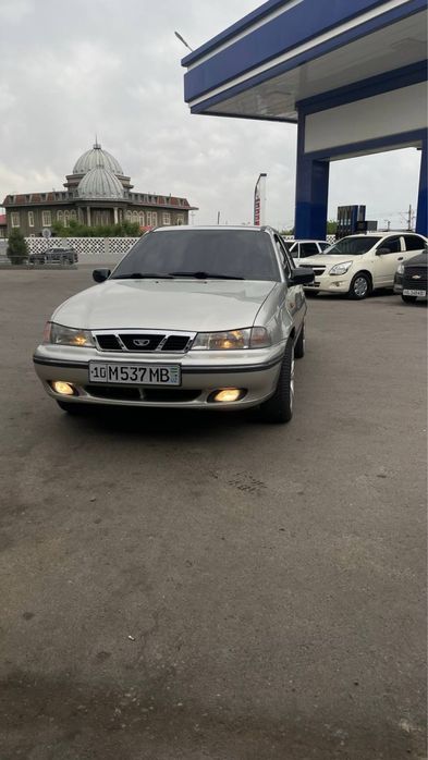 Nexia daewo.