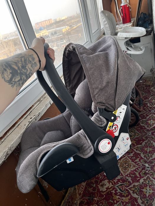 Продается коляска, автолюлька