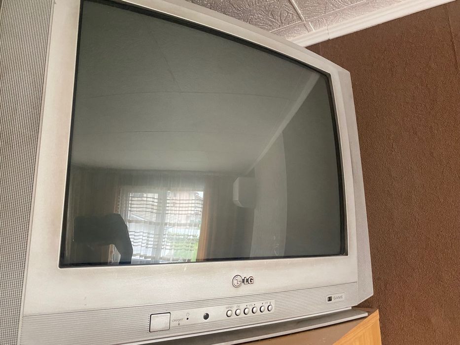 Телевизор LG ползван