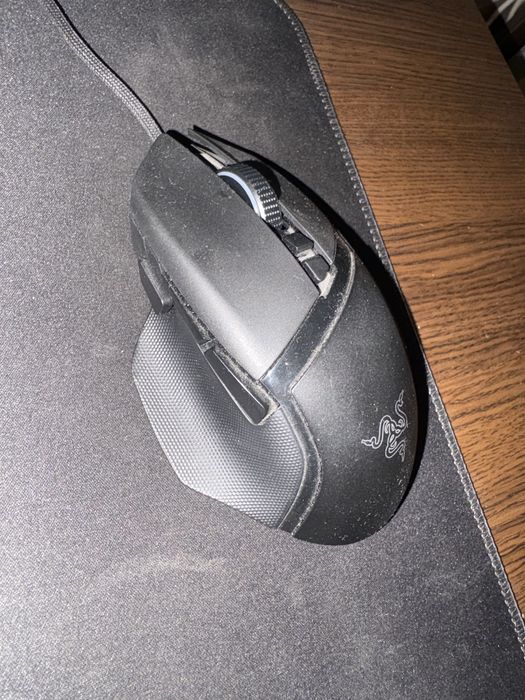 Геймърска мишка Razer Basilik V3