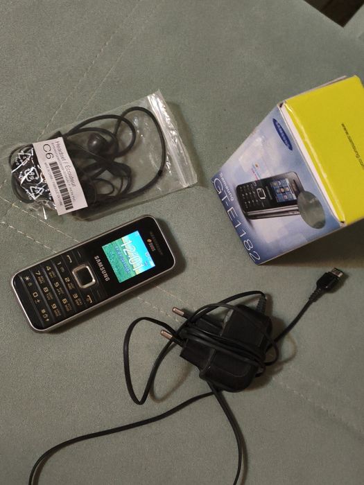 Продам Samsung GT-E 1182