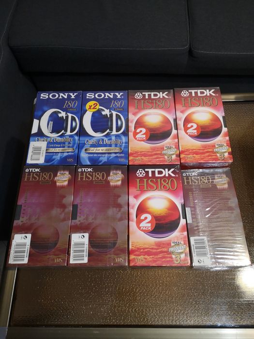 Нови видео касети VHS, VHS C и Hi8