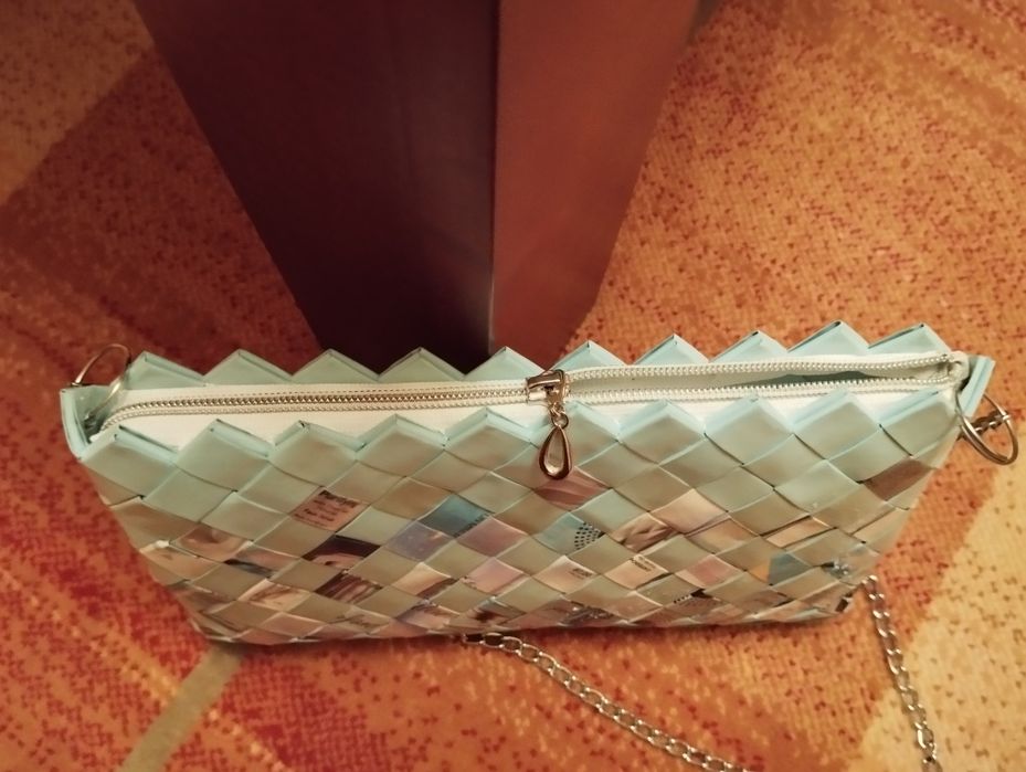 Gentuță handmade din hârtie