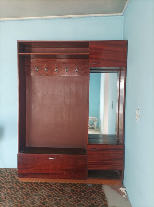 Prexoshka uchun shkaf