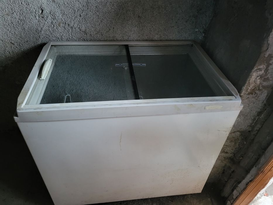 Срочно продам морозильник!