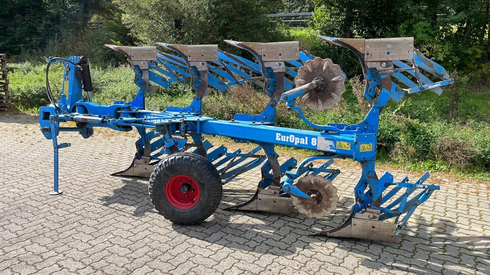 Lemken Europal 8 омоч, плуг  Claas, John Deere, Case, Belarus tortadi