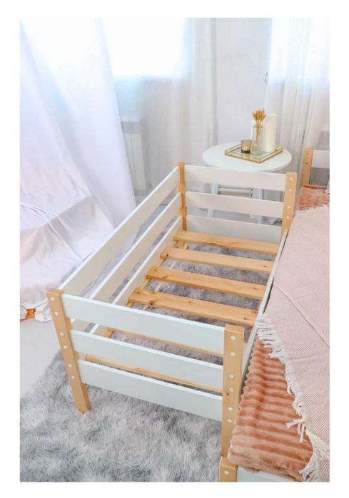 Приставная кроватка