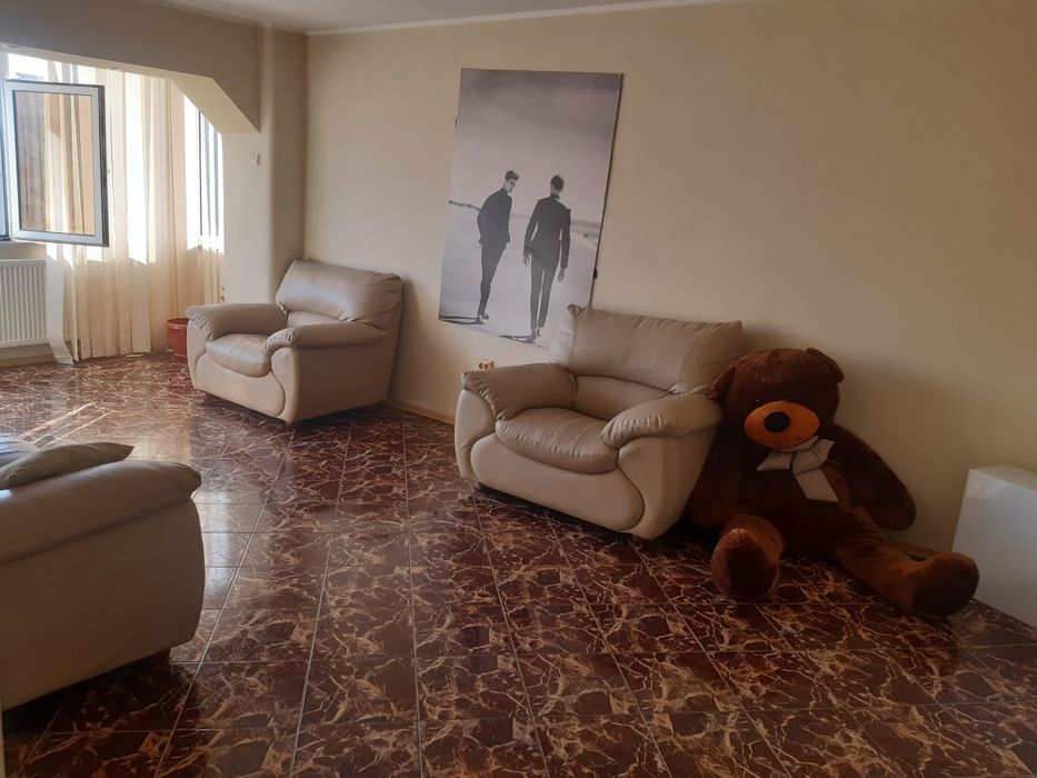 Apartament de închiriat