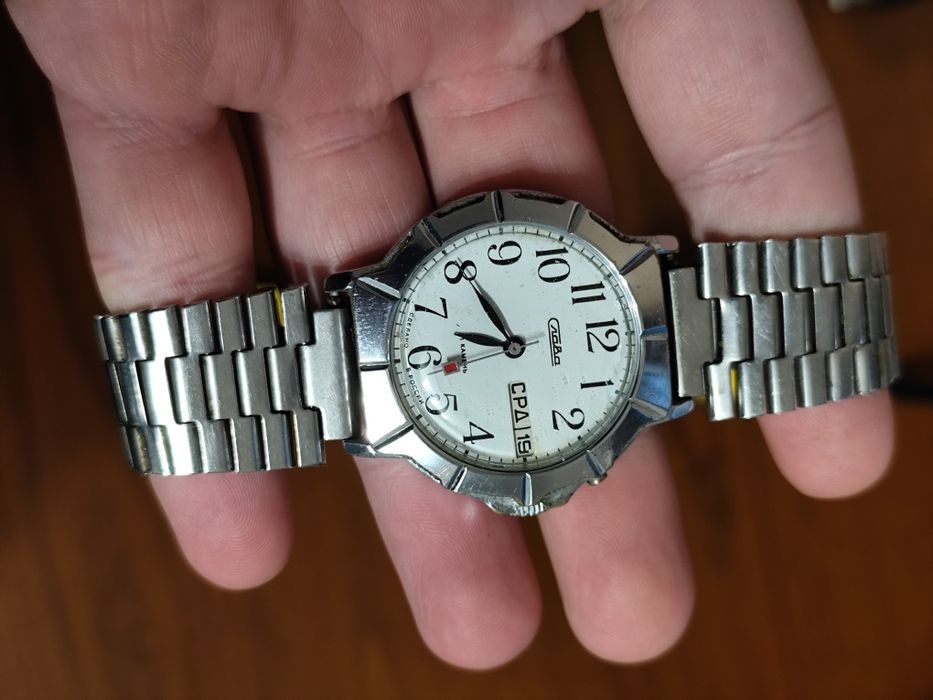 Механичен Часовник Слава